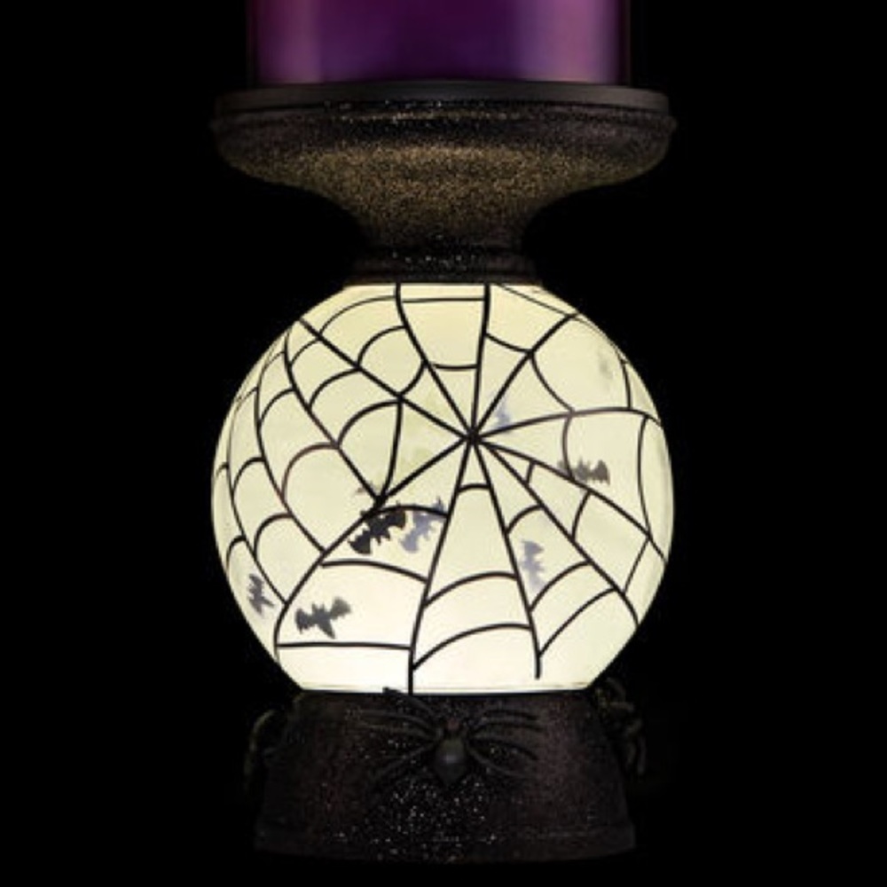 ❌SOLD❌Rare Water globe bat pedestal